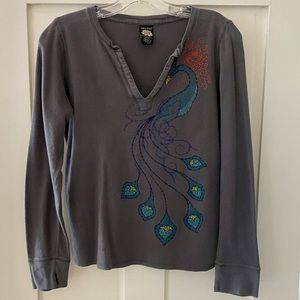 Long sleeve lucky brand waffle top. V is 5” from under arm 16” chest 18”